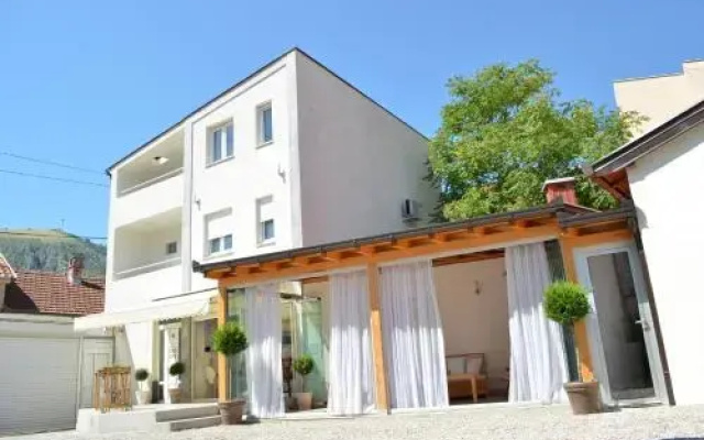 City Apartment One