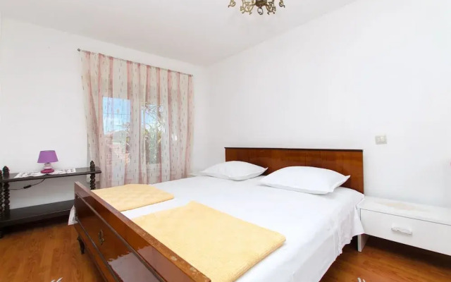 Apartment Ivan