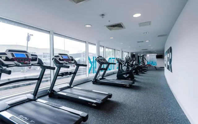 Stunning Scandi Manchester City Centre Penthouse - Sleeps 10 - Parking