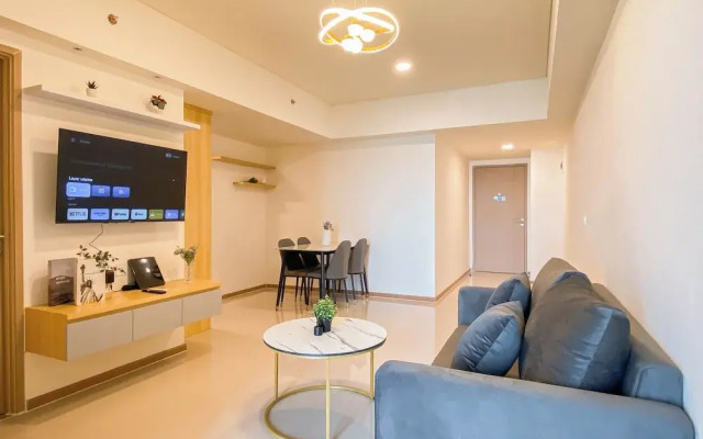 Spacious Warm 2Br At Apartment Meikarta