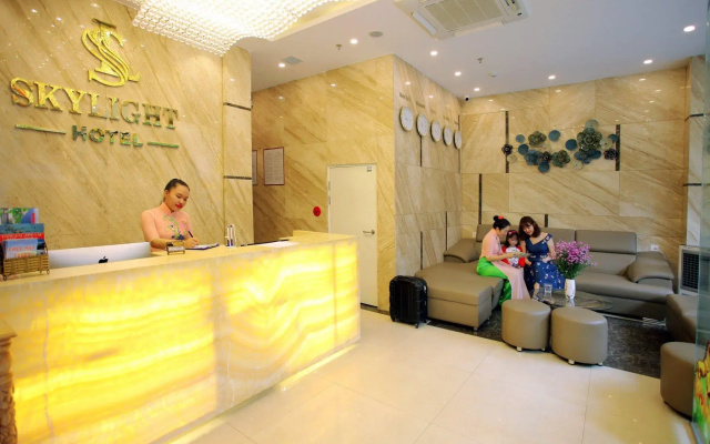 Skylight Hotel