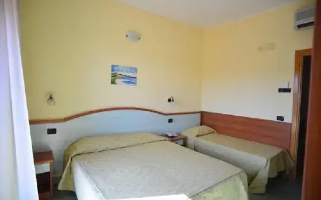 Hotel La Scogliera