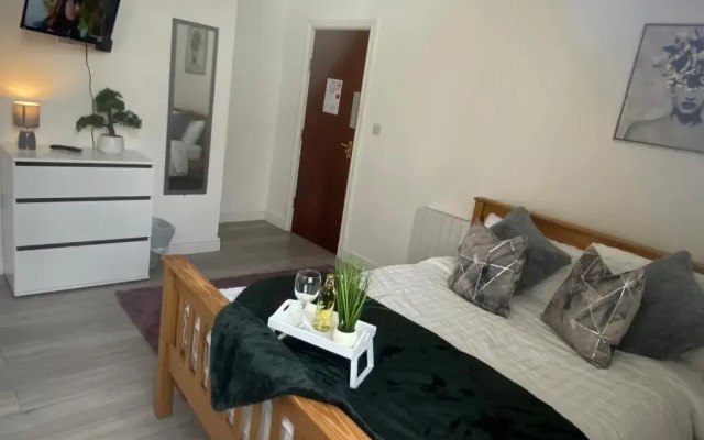 De Luxe Aparthotel