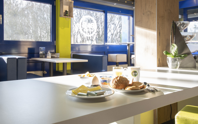 B&B HOTEL Rostock-Broderstorf