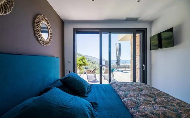 Architect Villaproperty Sea View Close to the Beaches