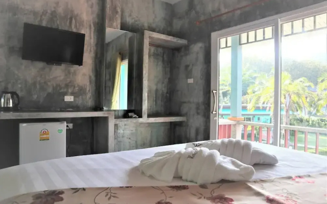 Tum Mai Kaew Lanta Resort