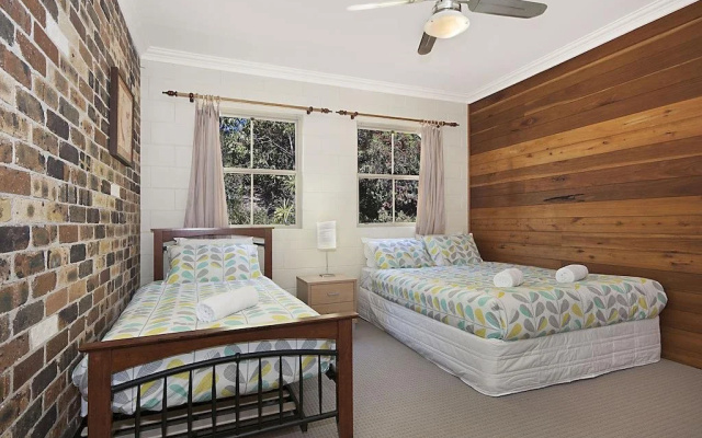 Hacienda Holiday House