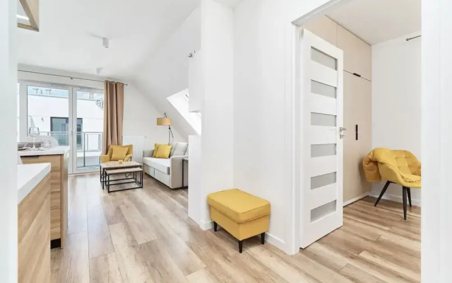 Exclusive Two-level Apartment by Renters