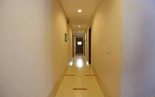 Capital O 5309 AR Suites