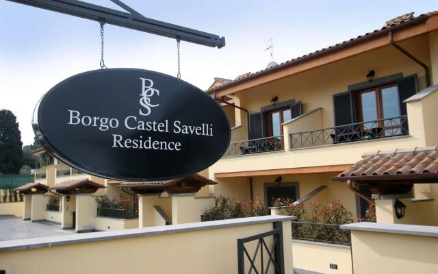 Отель Borgo Castel Savelli вид на фасад