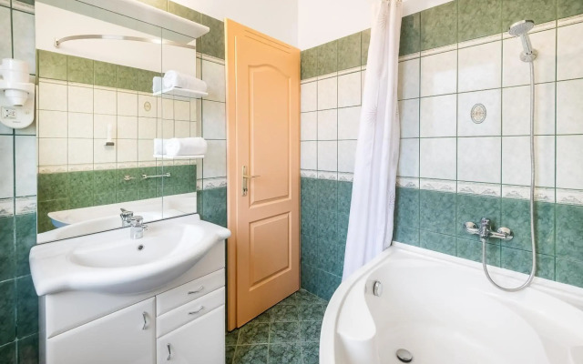 Platan Hotel
