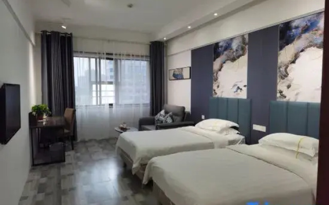 Yueyang Orange Fruit E-Sports Hotel (Railway Station)