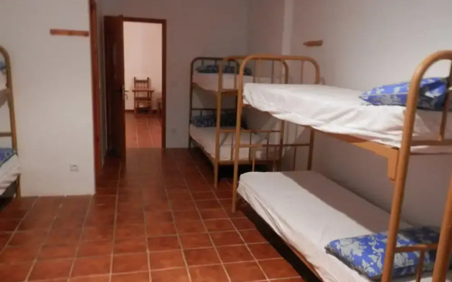 Albergue Restaurante Salto de Bierge - Hostel