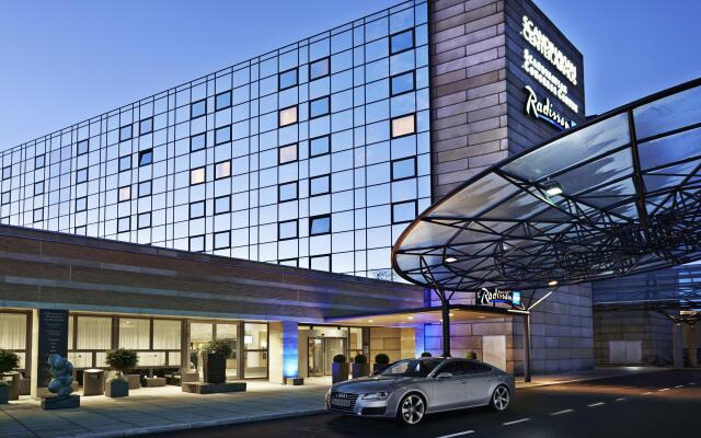 Radisson Blu Scandinavia Hotel, Aarhus вид на фасад