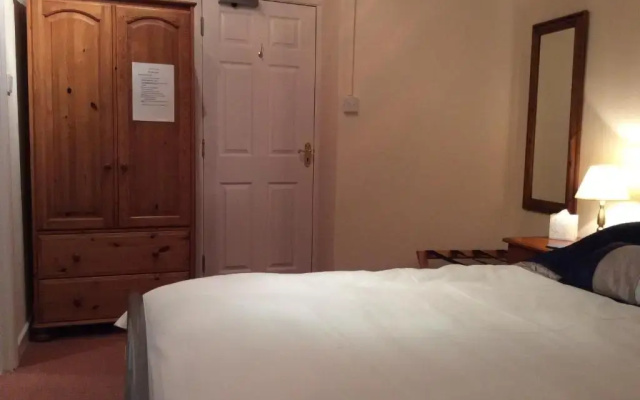 Alexander B&B