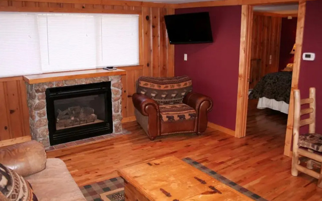 Timber Creek Chalets: 10A