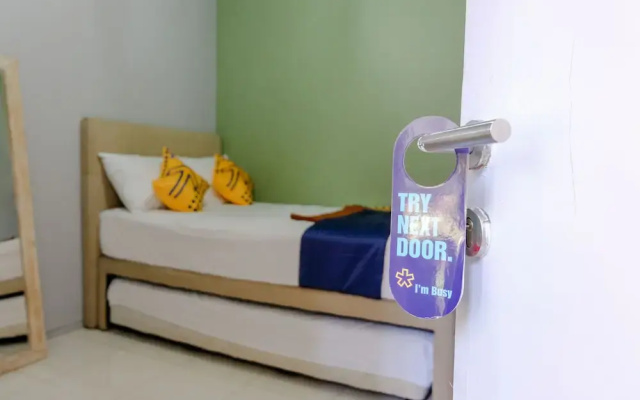 Spot on 1712 Griya Shanta Residence