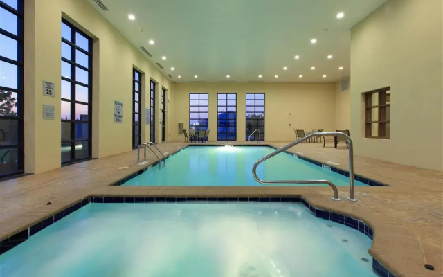 La Quinta Inn And Suites Memphis Wolfchase