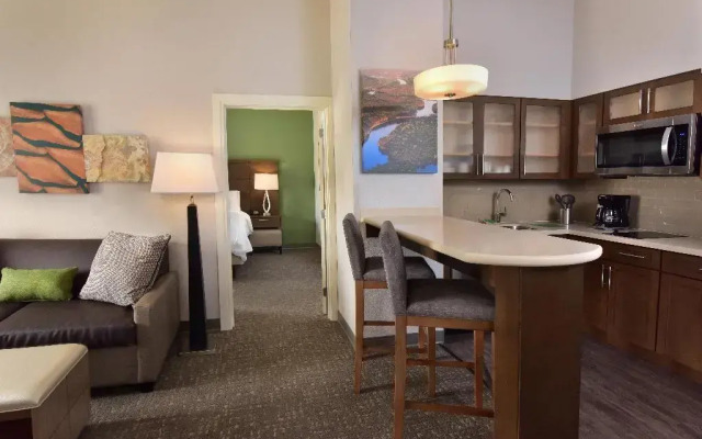 Staybridge Suites Wisconsin Dells - Lake Delton by IHG