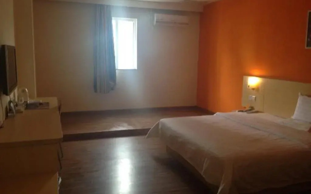 7 Days Hotel Zhuhai Gongbei Port Pedestrian Street