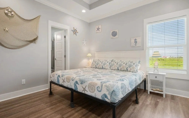 Beach Please 3 Bedroom Home