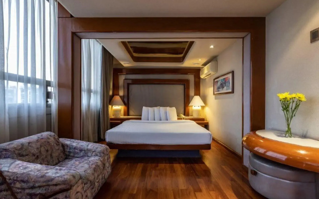 Hotel Beverly