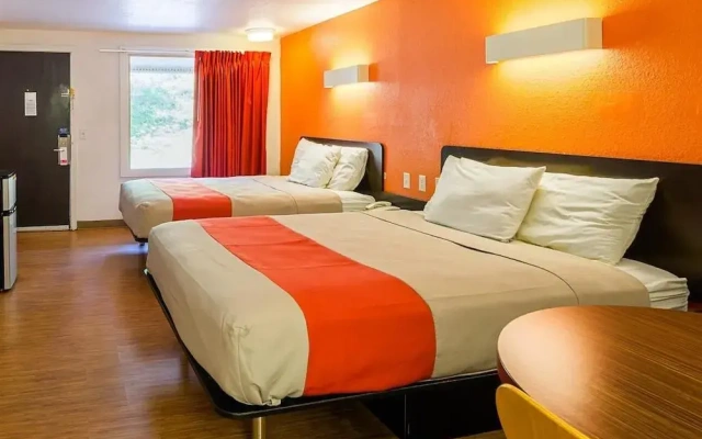 Motel 6 Wytheville Va