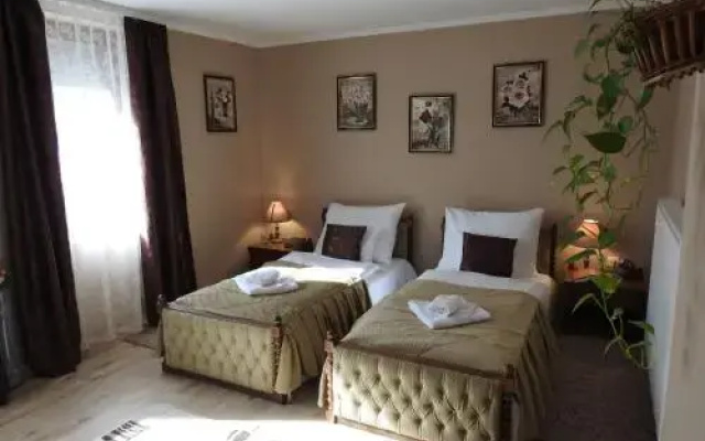 Mözsi Apartman Tolna