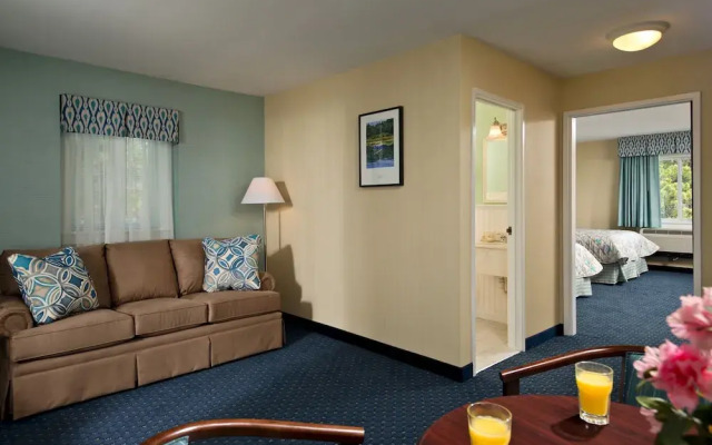 Wellfleet Motel and Lodge