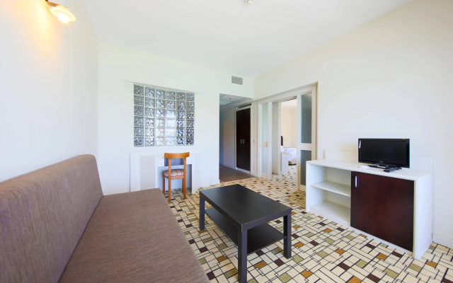 Medis Resort Hotel