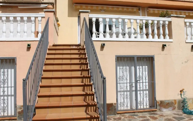 252-casa con Piscina Comunitaria y Garaje