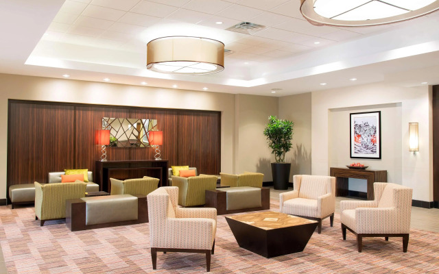 DoubleTree by Hilton Hotel Grand Rapids Airport
