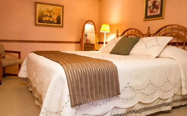 Red Bud Cove Bed & Breakfast Suites