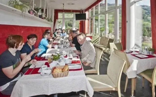 Sporthotel Dr. Karl Renner Hinterglemm