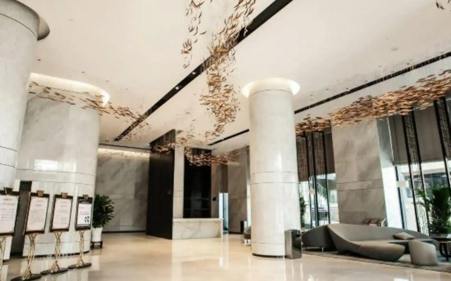 City Hotel
