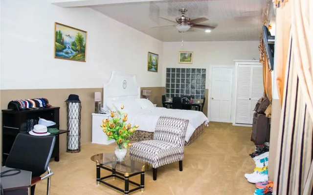 Millenium Manor Hotel