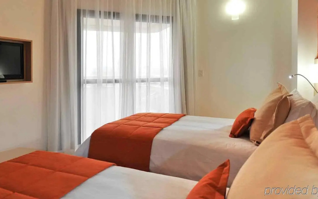 Mercure Santos