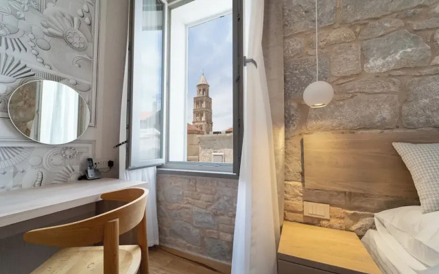 Tifani Luxury Rooms 3