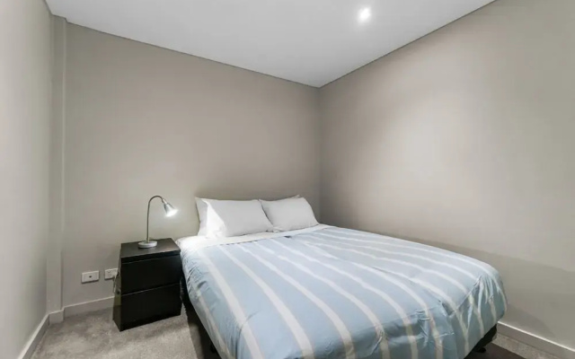 2-bed City Retreat With Gym and Pool Access