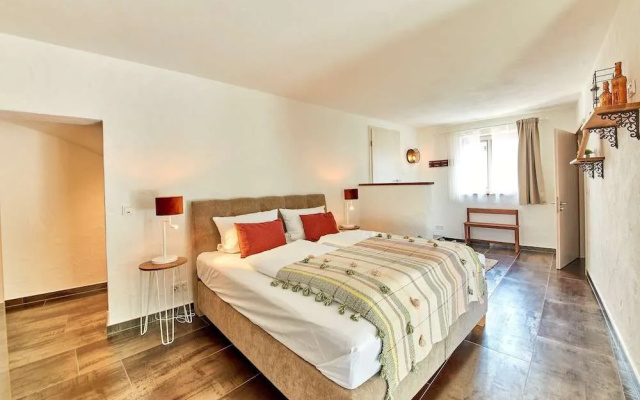 Rochter Apartments