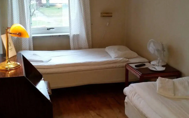 Abrins Hotel