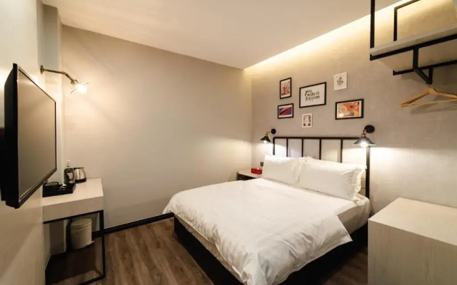 SVOK Hotel