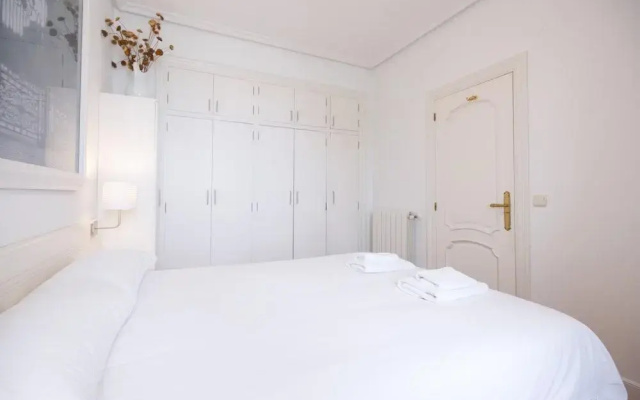 BREATHTAKING TERRACE VIEWS - by SanSebastianApartments.es