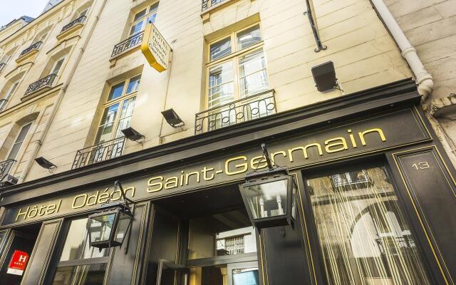 Hotel Odéon Saint Germain вид на фасад