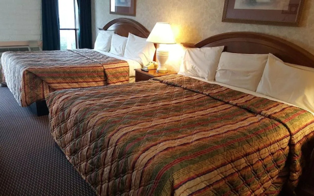 Edelweiss Inn And Suites