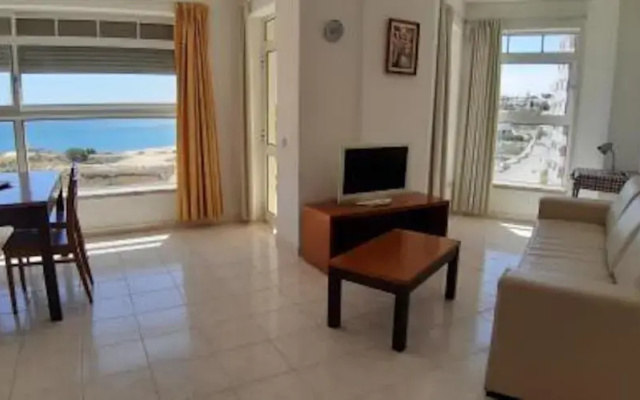 Camões 4ºE - Vista Mar