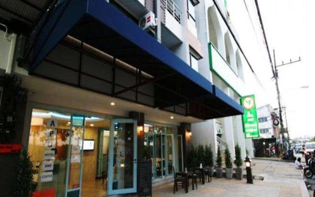 Apo Hotel вид на фасад