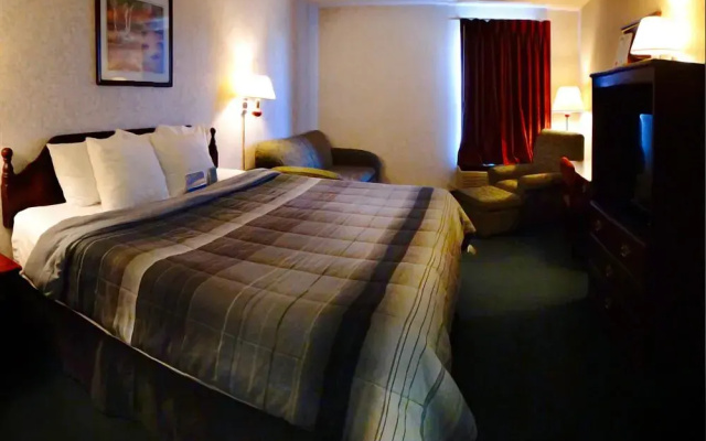 Days Inn Battlefield Rd/Hwy 65
