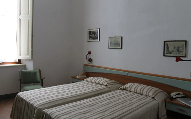 Hotel Croce Di Savoia In Reggello Italy From 55 Photos - 