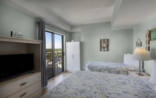 Palace Resort Condos